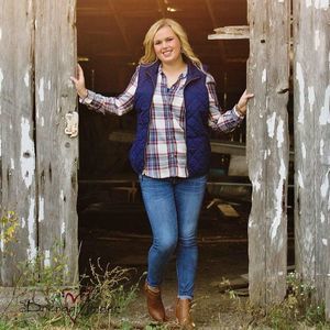 Meet your Posher, Alexis